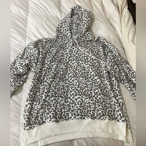 American Eagle Ahh-mazingly soft leopard pullover. Size small